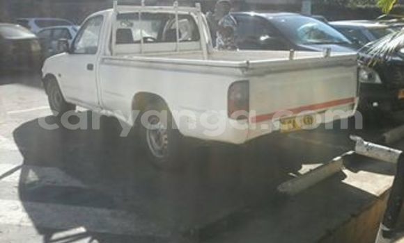 Buy Used Toyota Hilux White Car in Blantyre in Malawi Buy Used Toyota Hilux White Car in Blantyre in Malawi