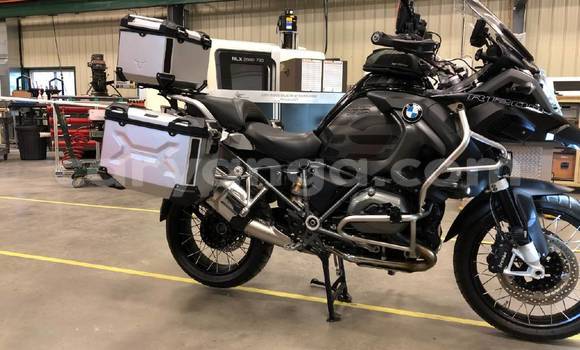Buy Used BMW R1200GS Adventure Black Bike in Dowa in Dowa Buy Used BMW R1200GS Adventure Black Bike in Dowa in Dowa