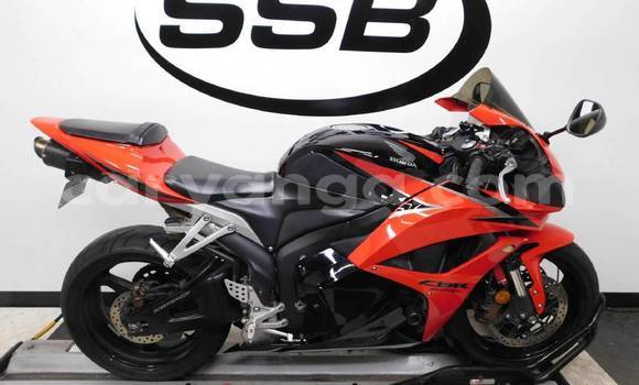Buy Used Honda CBR 1000 RR Beige Bike in Dowa in Dowa