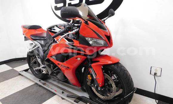 Buy Used Honda CBR 1000 RR Beige Bike in Dowa in Dowa Buy Used Honda CBR 1000 RR Beige Bike in Dowa in Dowa