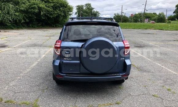 Buy Used Toyota RAV4 Blue Car in Dowa in Dowa Buy Used Toyota RAV4 Blue Car in Dowa in Dowa