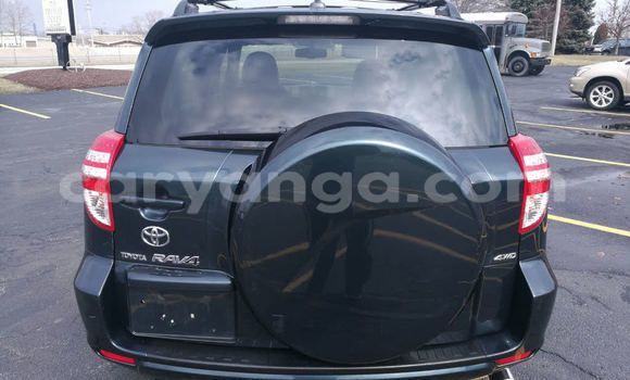 Buy Used Toyota Yaris Black Car in Dowa in Dowa Buy Used Toyota Yaris Black Car in Dowa in Dowa