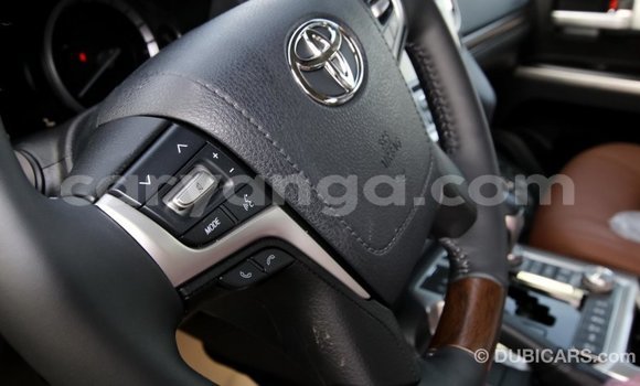 Acheter Import Voiture Toyota Land Cruiser Noir à Import - Dubai, Malawi Acheter Import Voiture Toyota Land Cruiser Noir à Import - Dubai, Malawi