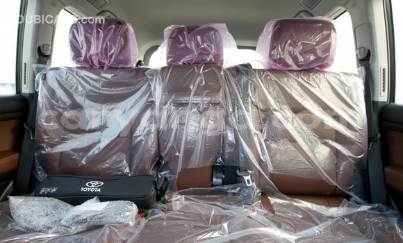 Acheter Import Voiture Toyota Land Cruiser Noir à Import - Dubai, Malawi Acheter Import Voiture Toyota Land Cruiser Noir à Import - Dubai, Malawi