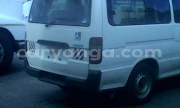 Acheter Occasion Voiture Toyota 4Runner Blanc à Limbe, Malawi Acheter Occasion Voiture Toyota 4Runner Blanc à Limbe, Malawi