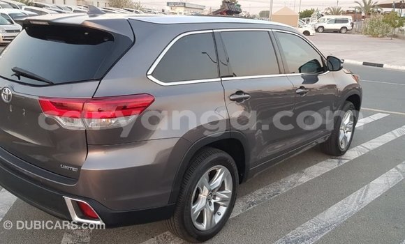 Nunua Imported Toyota Highlander Other Gari ndani ya Import - Dubai nchini Malawi Nunua Imported Toyota Highlander Other Gari ndani ya Import - Dubai nchini Malawi