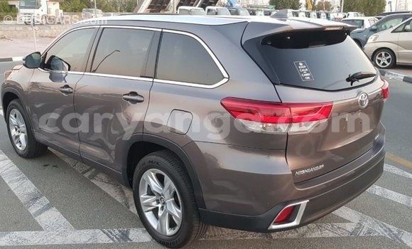 Nunua Imported Toyota Highlander Other Gari ndani ya Import - Dubai nchini Malawi Nunua Imported Toyota Highlander Other Gari ndani ya Import - Dubai nchini Malawi