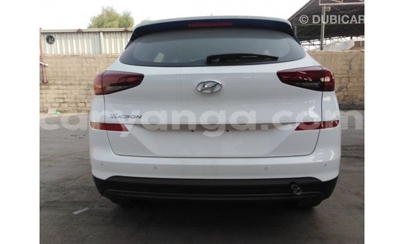 Buy Import Hyundai Tucson White Car in Import - Dubai in Malawi Buy Import Hyundai Tucson White Car in Import - Dubai in Malawi