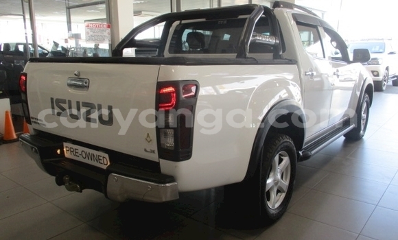 Buy Used Isuzu KB White Car in Dowa in Dowa Buy Used Isuzu KB White Car in Dowa in Dowa