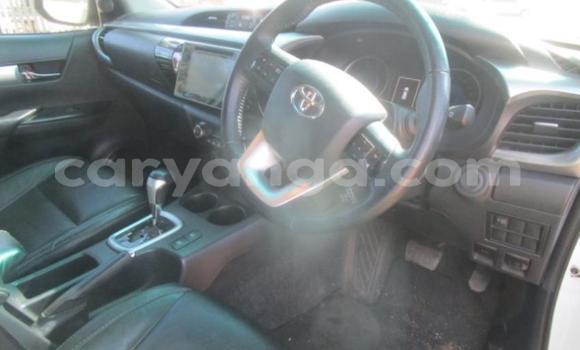 Buy Used Toyota Hilux White Car in Blantyre in Malawi Buy Used Toyota Hilux White Car in Blantyre in Malawi
