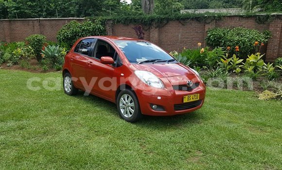 Acheter Occasion Voiture Toyota Yaris Rouge à Limbe, Malawi Acheter Occasion Voiture Toyota Yaris Rouge à Limbe, Malawi
