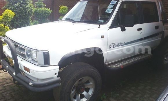 Buy Used Toyota Hilux White Car in Limbe in Malawi Buy Used Toyota Hilux White Car in Limbe in Malawi