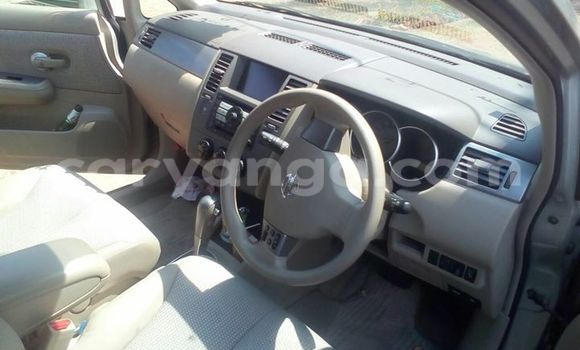 Acheter Occasion Voiture Nissan Tilda Gris à Limbe, Malawi Acheter Occasion Voiture Nissan Tilda Gris à Limbe, Malawi