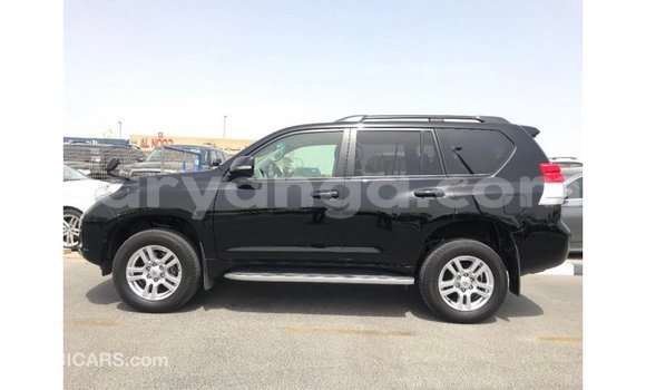 Acheter Import Voiture Toyota Land Cruiser Noir à Import - Dubai, Malawi Acheter Import Voiture Toyota Land Cruiser Noir à Import - Dubai, Malawi