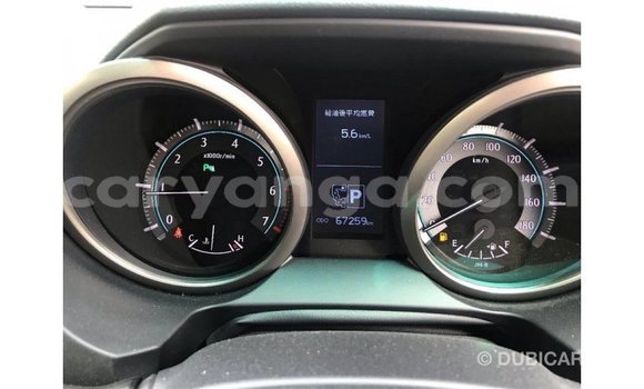 Acheter Import Voiture Toyota Land Cruiser Noir à Import - Dubai, Malawi Acheter Import Voiture Toyota Land Cruiser Noir à Import - Dubai, Malawi