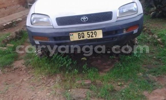 Buy Used Toyota RAV4 White Car in Limbe in Malawi Buy Used Toyota RAV4 White Car in Limbe in Malawi