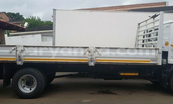 Buy Used Nissan UD White Truck in Dedza in Dedza Buy Used Nissan UD White Truck in Dedza in Dedza