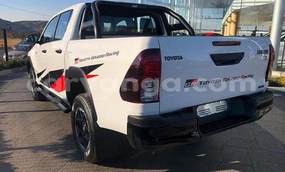Buy Used Toyota Hilux White Car in Blantyre in Malawi Buy Used Toyota Hilux White Car in Blantyre in Malawi