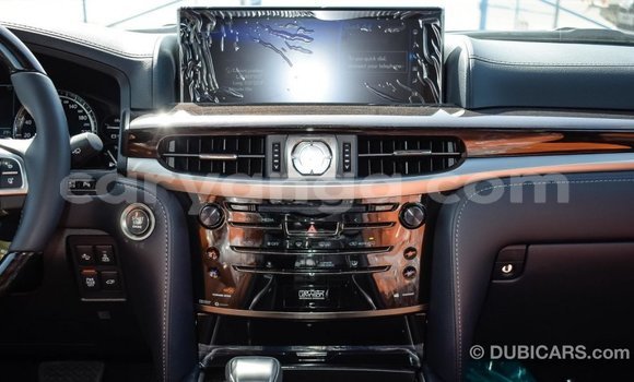 Acheter Import Voiture Lexus LX Blanc à Import - Dubai, Malawi Acheter Import Voiture Lexus LX Blanc à Import - Dubai, Malawi