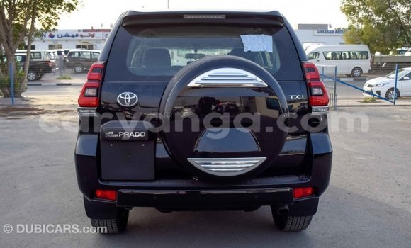 Acheter Import Voiture Toyota Land Cruiser Noir à Import - Dubai, Malawi Acheter Import Voiture Toyota Land Cruiser Noir à Import - Dubai, Malawi