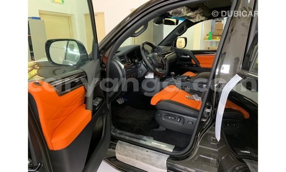 Acheter Import Voiture Lexus LX Noir à Import - Dubai, Malawi Acheter Import Voiture Lexus LX Noir à Import - Dubai, Malawi