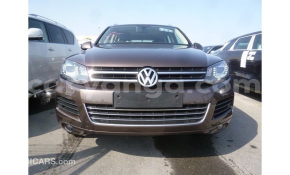 Nunua Imported Volkswagen Touareg Brown Gari ndani ya Import - Dubai nchini Malawi Nunua Imported Volkswagen Touareg Brown Gari ndani ya Import - Dubai nchini Malawi