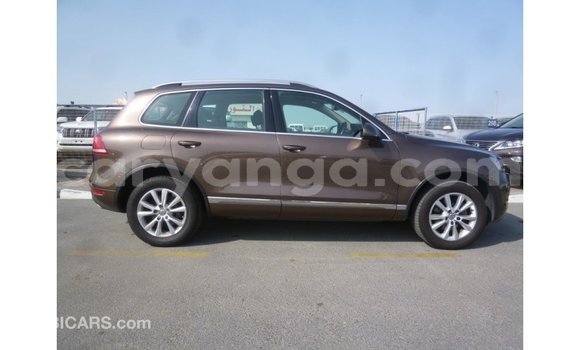 Nunua Imported Volkswagen Touareg Brown Gari ndani ya Import - Dubai nchini Malawi Nunua Imported Volkswagen Touareg Brown Gari ndani ya Import - Dubai nchini Malawi
