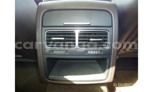 Nunua Imported Volkswagen Touareg Brown Gari ndani ya Import - Dubai nchini Malawi Nunua Imported Volkswagen Touareg Brown Gari ndani ya Import - Dubai nchini Malawi