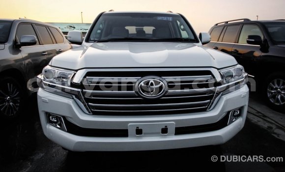 Buy Import Toyota Land Cruiser White Car in Import - Dubai in Malawi Buy Import Toyota Land Cruiser White Car in Import - Dubai in Malawi