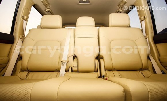Buy Import Toyota Land Cruiser White Car in Import - Dubai in Malawi Buy Import Toyota Land Cruiser White Car in Import - Dubai in Malawi