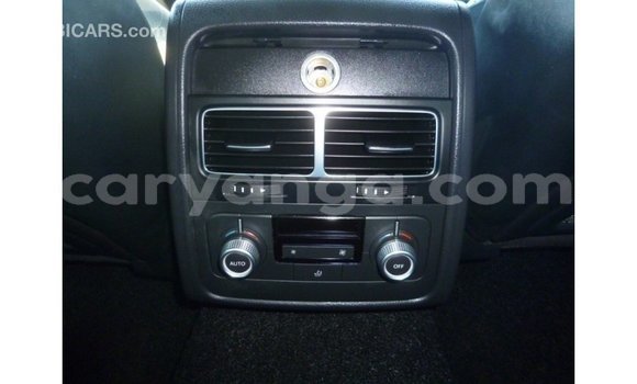 Acheter Import Voiture Volkswagen Touareg Blanc à Import - Dubai, Malawi Acheter Import Voiture Volkswagen Touareg Blanc à Import - Dubai, Malawi