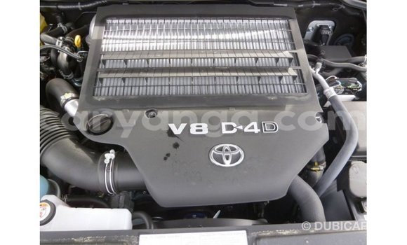 Buy Import Toyota Land Cruiser Black Car in Import - Dubai in Malawi Buy Import Toyota Land Cruiser Black Car in Import - Dubai in Malawi
