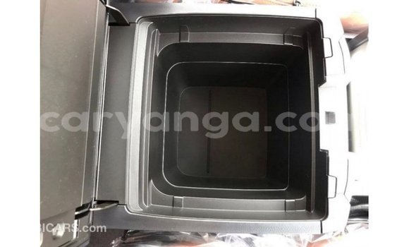 Acheter Import Voiture Toyota Land Cruiser Noir à Import - Dubai, Malawi Acheter Import Voiture Toyota Land Cruiser Noir à Import - Dubai, Malawi