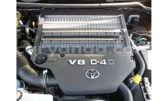 Acheter Import Voiture Toyota Land Cruiser Noir à Import - Dubai, Malawi Acheter Import Voiture Toyota Land Cruiser Noir à Import - Dubai, Malawi