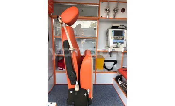 Acheter Import Voiture Toyota Hiace Blanc à Import - Dubai, Malawi Acheter Import Voiture Toyota Hiace Blanc à Import - Dubai, Malawi