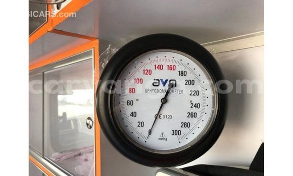 Acheter Import Voiture Toyota Hiace Blanc à Import - Dubai, Malawi Acheter Import Voiture Toyota Hiace Blanc à Import - Dubai, Malawi