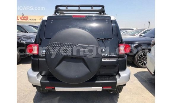 Acheter Import Voiture Toyota FJ Cruiser Noir à Import - Dubai, Malawi Acheter Import Voiture Toyota FJ Cruiser Noir à Import - Dubai, Malawi