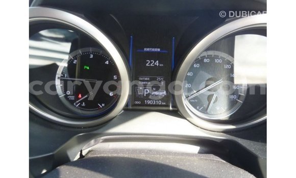 Acheter Import Voiture Toyota Prado Blanc à Import - Dubai, Malawi Acheter Import Voiture Toyota Prado Blanc à Import - Dubai, Malawi