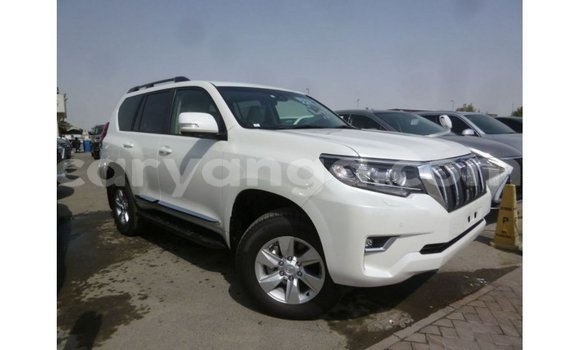 Nunua Imported Toyota Prado White Gari ndani ya Import - Dubai nchini Malawi Nunua Imported Toyota Prado White Gari ndani ya Import - Dubai nchini Malawi