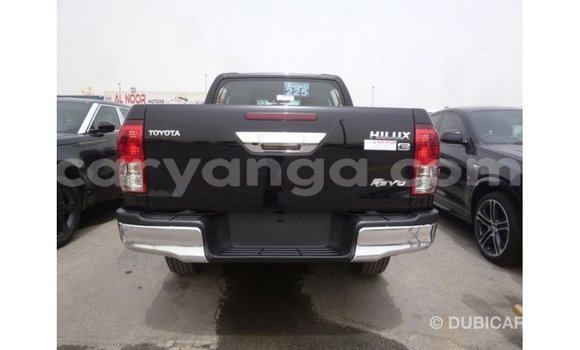 Nunua Imported Toyota Hilux Black Gari ndani ya Import - Dubai nchini Malawi Nunua Imported Toyota Hilux Black Gari ndani ya Import - Dubai nchini Malawi