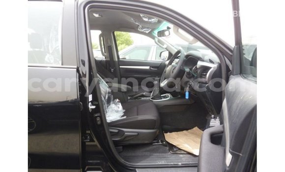 Nunua Imported Toyota Hilux Black Gari ndani ya Import - Dubai nchini Malawi Nunua Imported Toyota Hilux Black Gari ndani ya Import - Dubai nchini Malawi