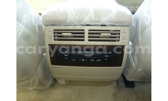 Buy Import Toyota Land Cruiser White Car in Import - Dubai in Malawi Buy Import Toyota Land Cruiser White Car in Import - Dubai in Malawi