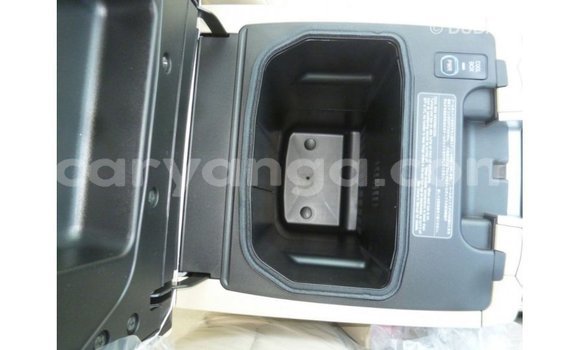 Buy Import Toyota Land Cruiser White Car in Import - Dubai in Malawi Buy Import Toyota Land Cruiser White Car in Import - Dubai in Malawi