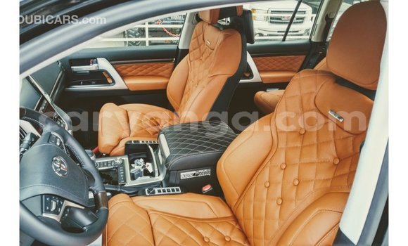 Buy Import Toyota Land Cruiser Black Car in Import - Dubai in Malawi Buy Import Toyota Land Cruiser Black Car in Import - Dubai in Malawi