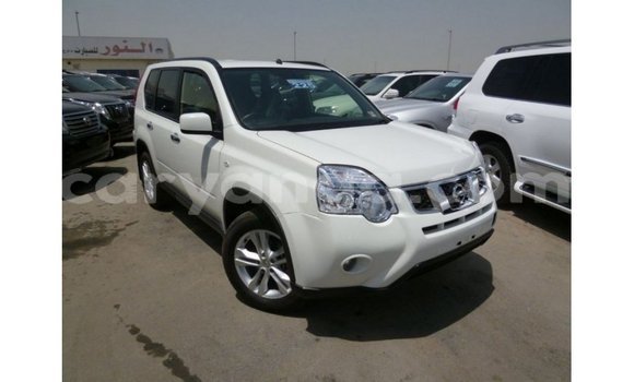 Buy Import Nissan Latio White Car in Import - Dubai in Malawi