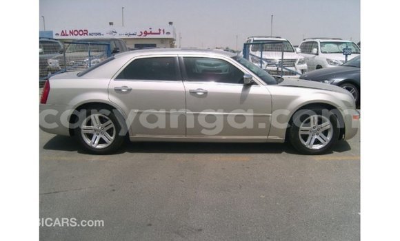 Buy Import Chrysler 300 Beige Car in Import - Dubai in Malawi Buy Import Chrysler 300 Beige Car in Import - Dubai in Malawi