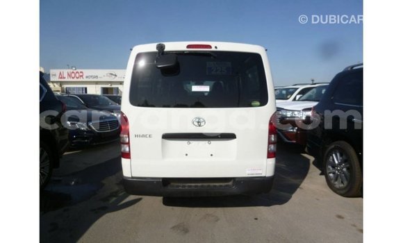 Acheter Import Voiture Toyota Hiace Blanc à Import - Dubai, Malawi Acheter Import Voiture Toyota Hiace Blanc à Import - Dubai, Malawi