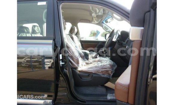 Buy Import Toyota Land Cruiser Black Car in Import - Dubai in Malawi Buy Import Toyota Land Cruiser Black Car in Import - Dubai in Malawi