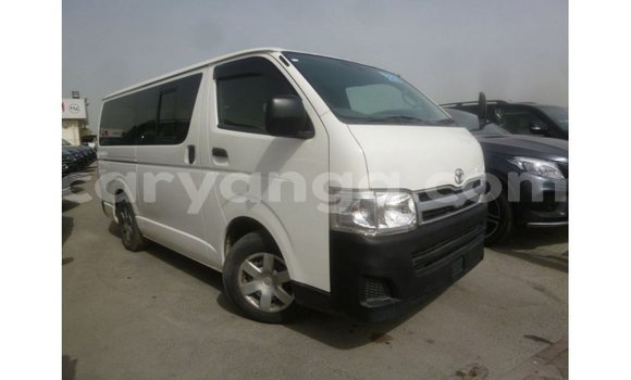 Buy Import Toyota Hiace White Car in Import - Dubai in Malawi Buy Import Toyota Hiace White Car in Import - Dubai in Malawi