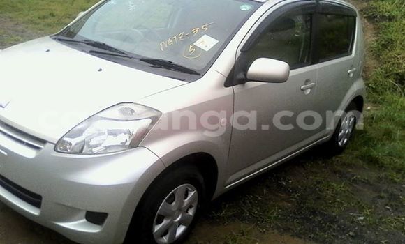 Acheter Occasion Voiture Nissan Tilda Gris à Limbe, Malawi Acheter Occasion Voiture Nissan Tilda Gris à Limbe, Malawi